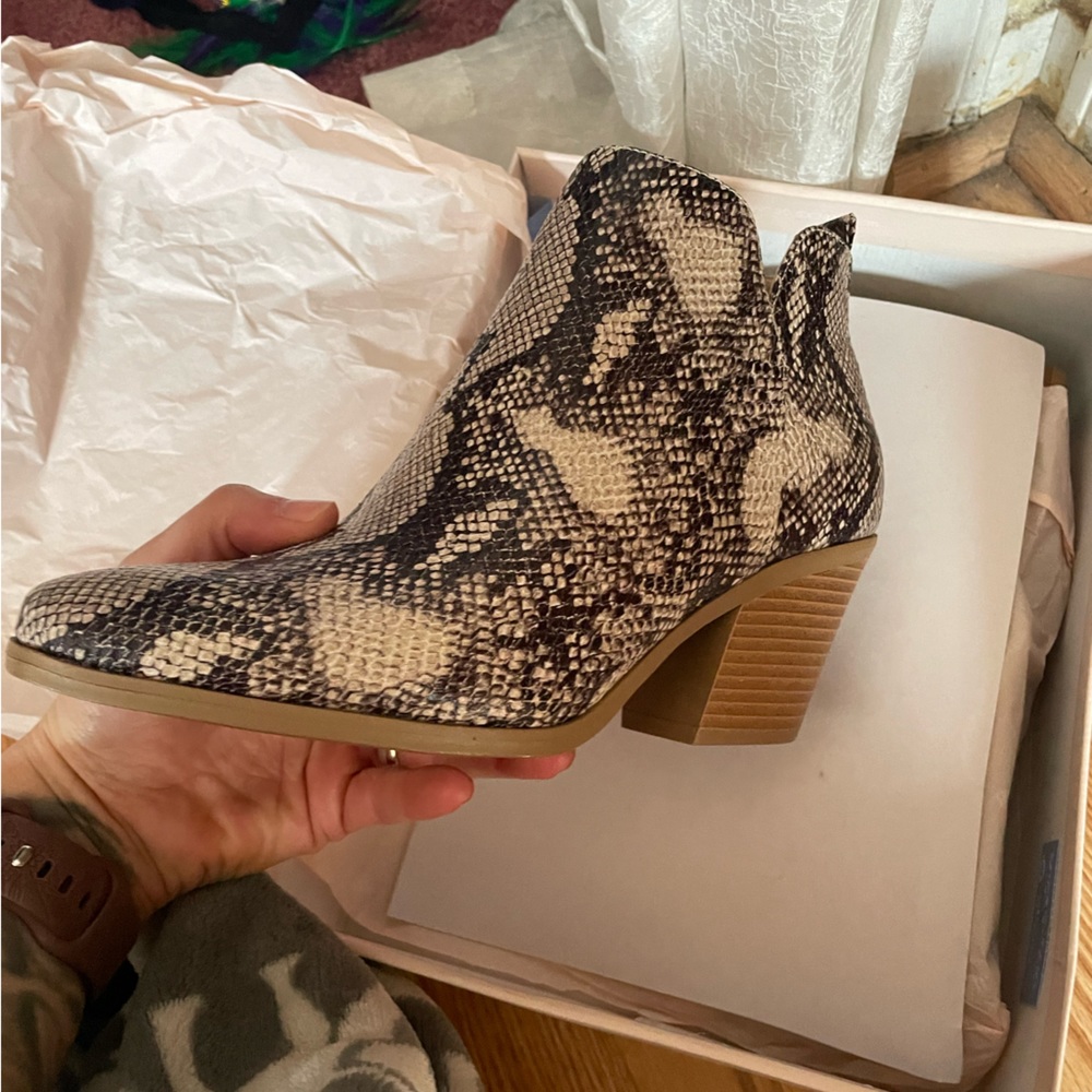 Snakeskin booties size 7.5 never worn